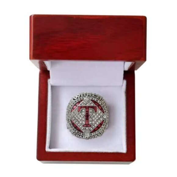 Texas Rangers World Series Championship Ring 2023 New Fan Edition Display Box - Picture 2 of 7